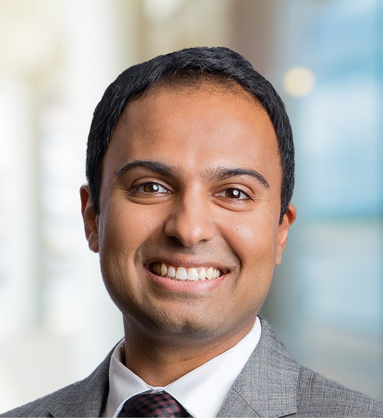 Dr Mehta Headshot